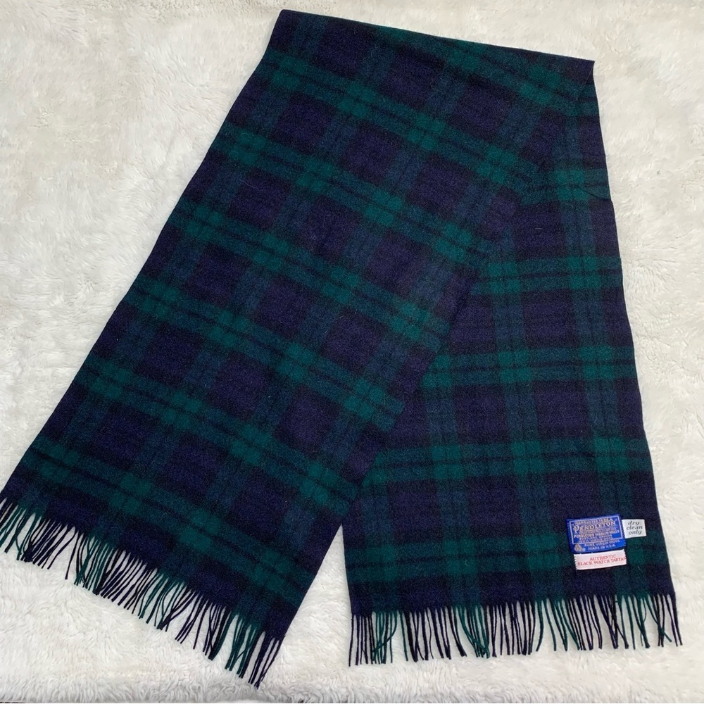 Pendleton Pure Virgin Wool Blue Green Black Watch Tartan Wool Scarf